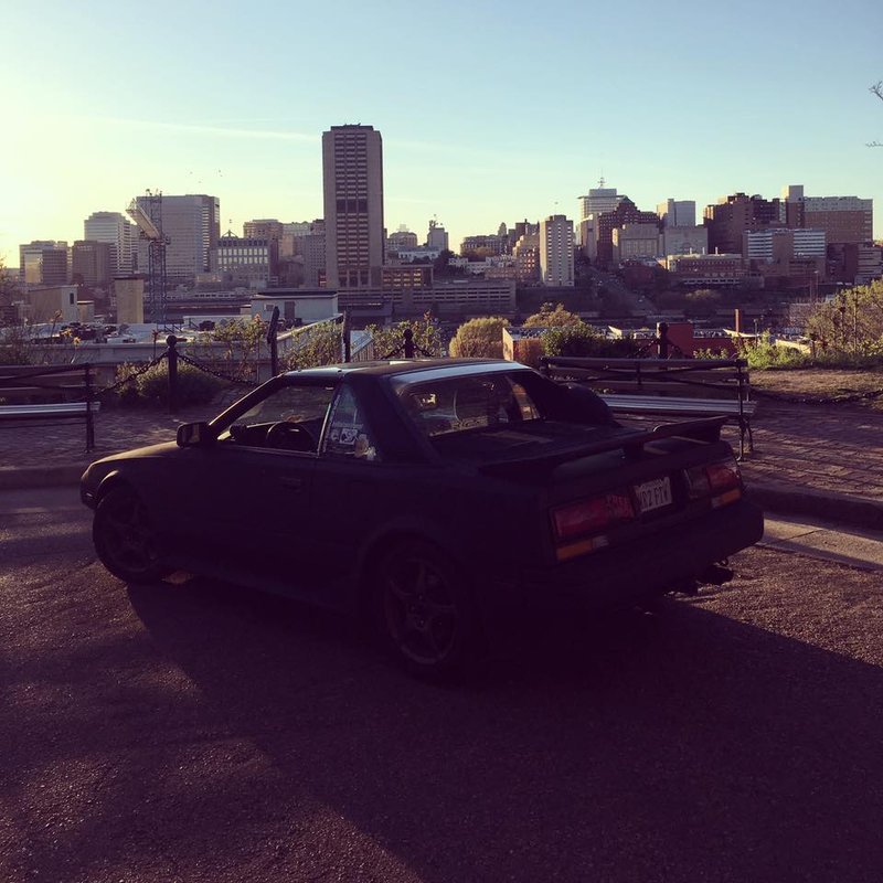 Illustration for article titled Went for a drive around the city today and snapped a few pictures